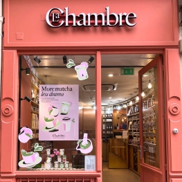 La boutique de vente de confiture artisanale La chambre mettant en avant le matcha licious