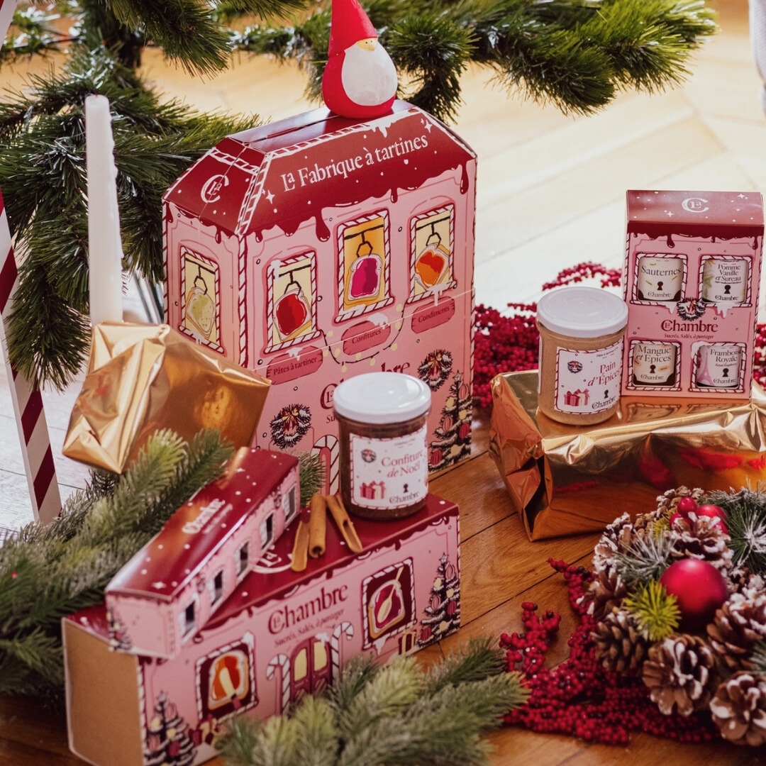Toute la gamme de Noël de confitures artisanales de La Chambre avec des idées cadeaux, des coffrets à offrir et des confitures de Noël spéciales