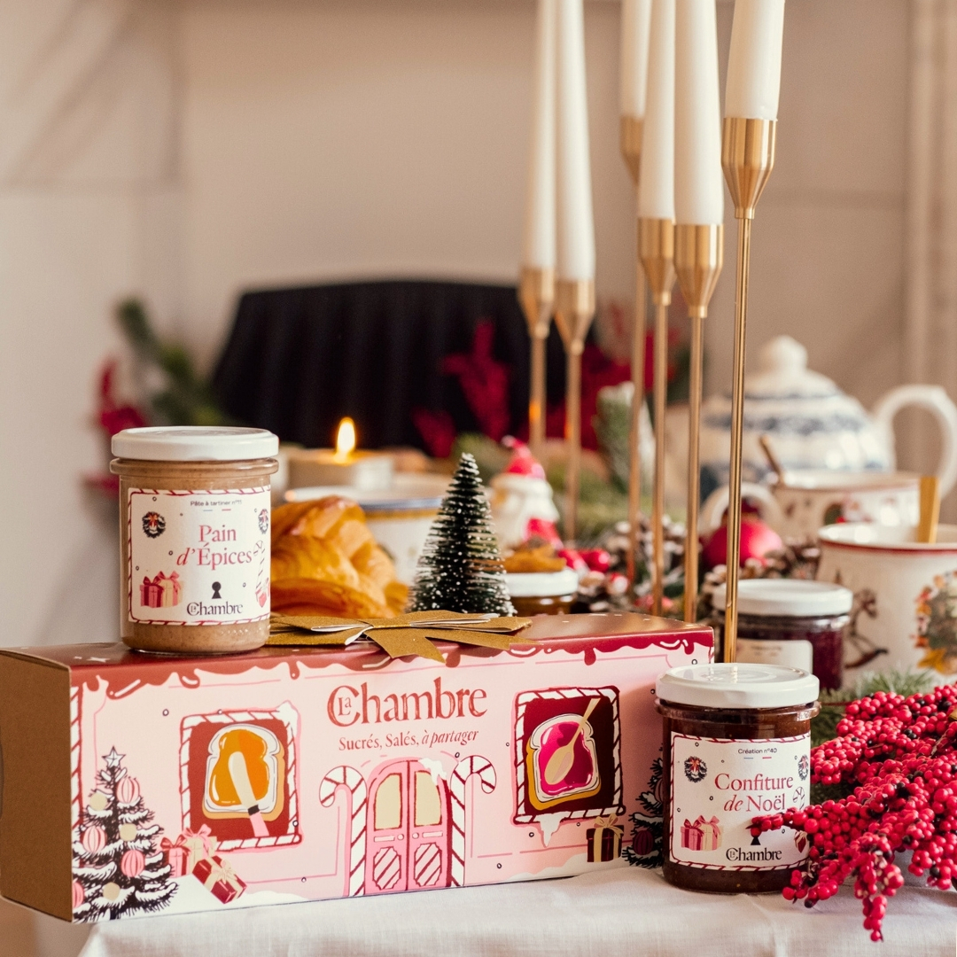 Le coffret de noël de pots de confitures artisanales de 100g à offrir à votre mère ou votre grand-mère